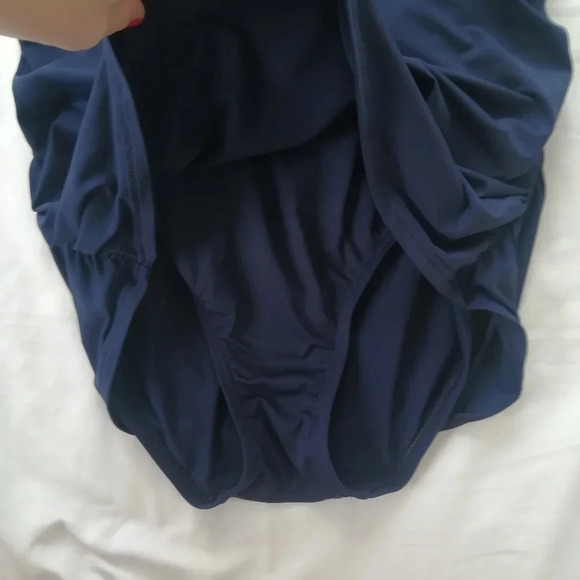 Tommy Bahama Pearl Twist Front Bandeau One Piece Swim Suit Shirred Stomach 8 - Picture 6 of 16